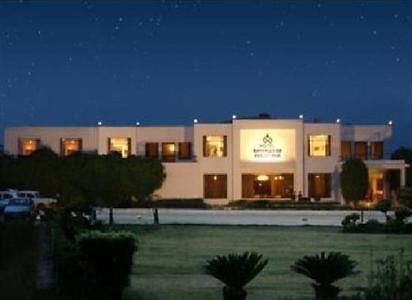 Greenwood Hotel Khajurāho Exterior photo