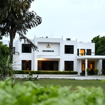 Greenwood Hotel Khajurāho Exterior photo