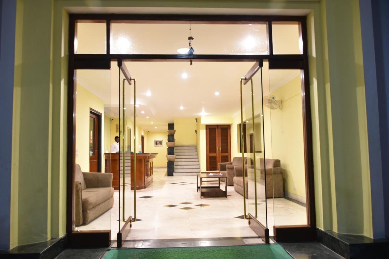 Greenwood Hotel Khajurāho Exterior photo
