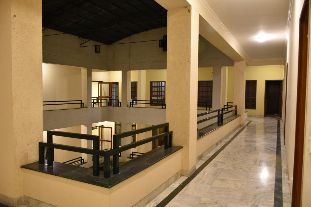 Greenwood Hotel Khajurāho Exterior photo