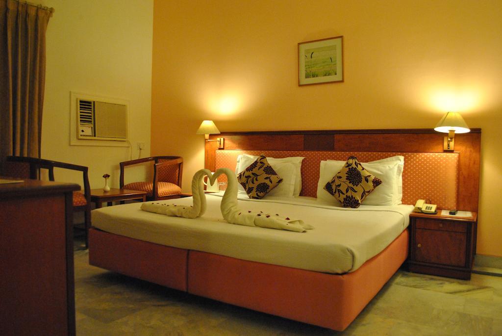 Greenwood Hotel Khajurāho Room photo